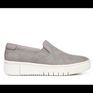 Soul by Naturalizer slip one